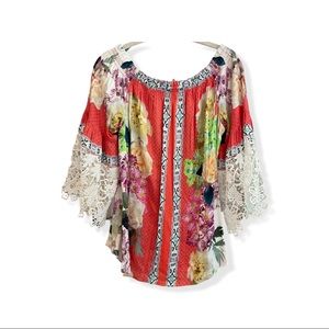 Hake Bob Becca top with lace sleeves small